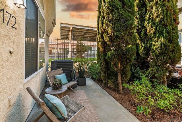 3710 Mykonos Ln 172, San Diego, CA 92130