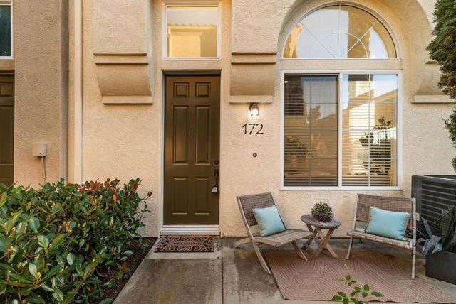 3710 Mykonos Ln 172, San Diego, CA 92130