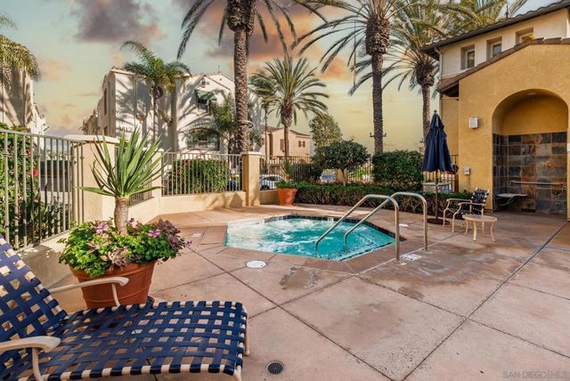 3710 Mykonos Ln 172, San Diego, CA 92130