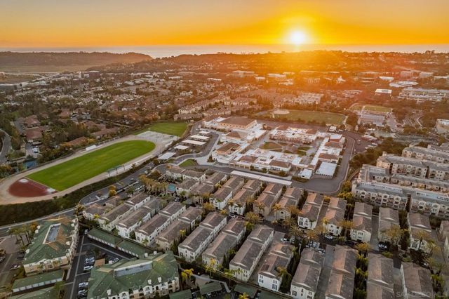 3710 Mykonos Ln 172, San Diego, CA 92130