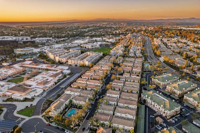 3710 Mykonos Ln 172, San Diego, CA 92130