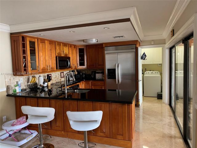 10115 NW 4th Lane 38, Miami, FL 33172