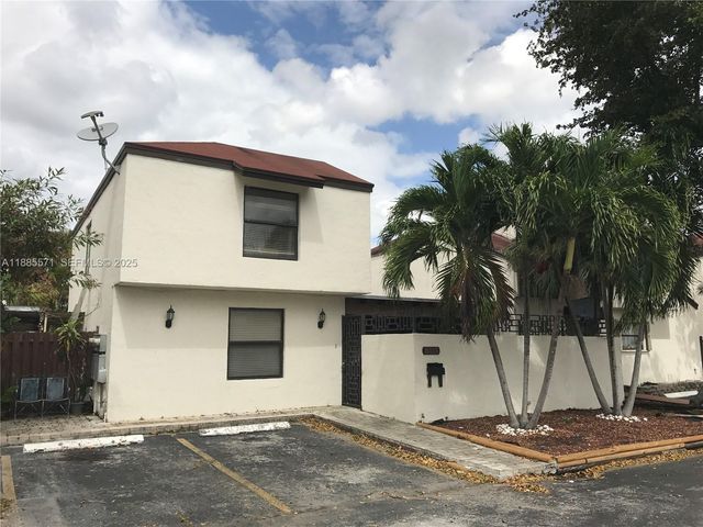 10115 NW 4th Lane 38, Miami, FL 33172