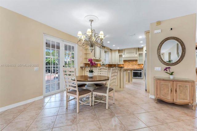 3835 Crestwood Cir, Weston, FL 33331