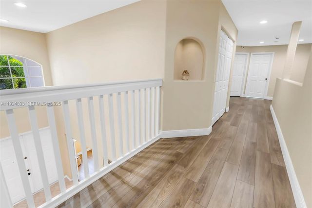 3835 Crestwood Cir, Weston, FL 33331