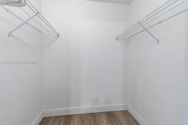 3835 Crestwood Cir, Weston, FL 33331