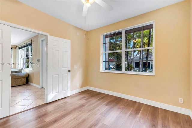 3835 Crestwood Cir, Weston, FL 33331