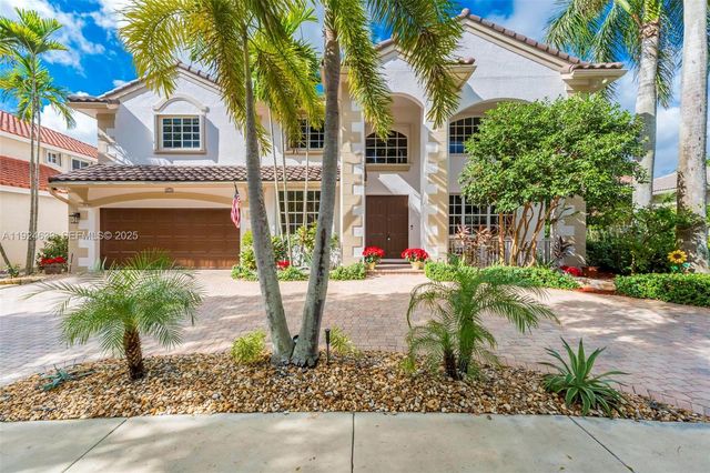 3835 Crestwood Cir, Weston, FL 33331