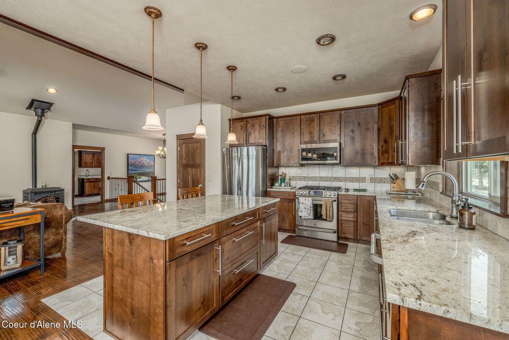 36120 N Milan Elk Rd, Chattaroy, WA 99003 photo 9