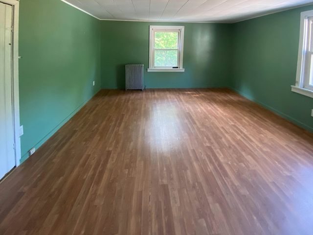 6 Oak Dr, Oxford, MA 01540