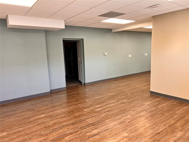 350 3rd Avenue SW 102, Cedar Rapids, IA 52404