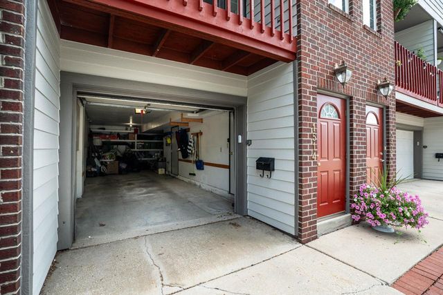 1514 N Humboldt AVENUE #8, Milwaukee, WI 53202