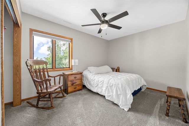 150 W Cemetery Rd, Fairfax, IA 52228