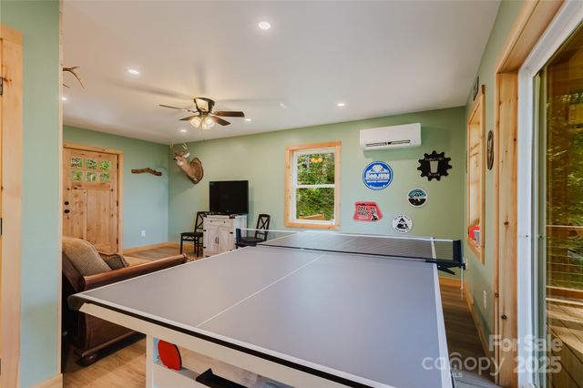 241 Golden Hawk Drive 85, Bryson City, NC 28713