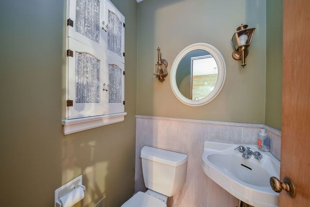 324 W Elm Street, Wheaton, IL 60189