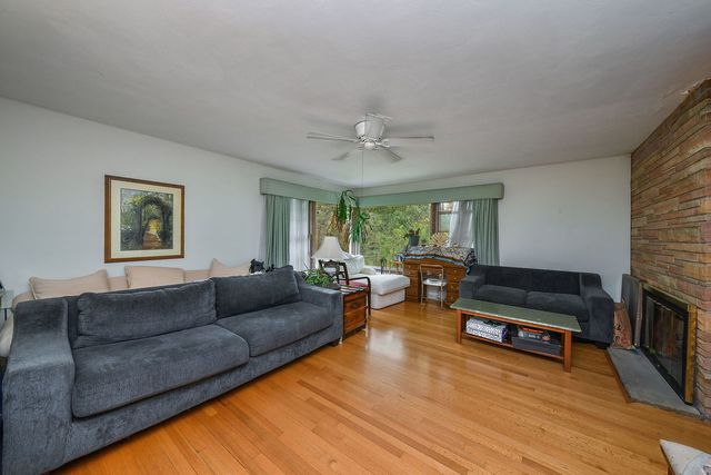 324 W Elm Street, Wheaton, IL 60189