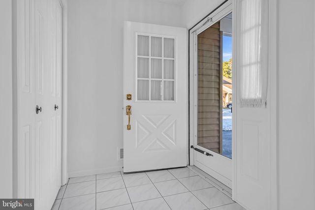 13 DOVE TREE CT, Barnegat, NJ 08005