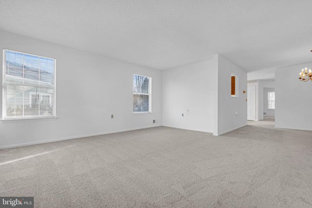 13 DOVE TREE CT, Barnegat, NJ 08005