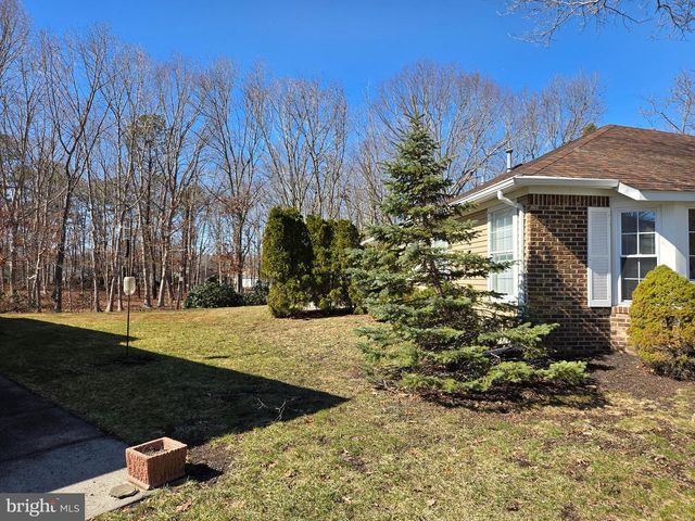 13 DOVE TREE CT, Barnegat, NJ 08005