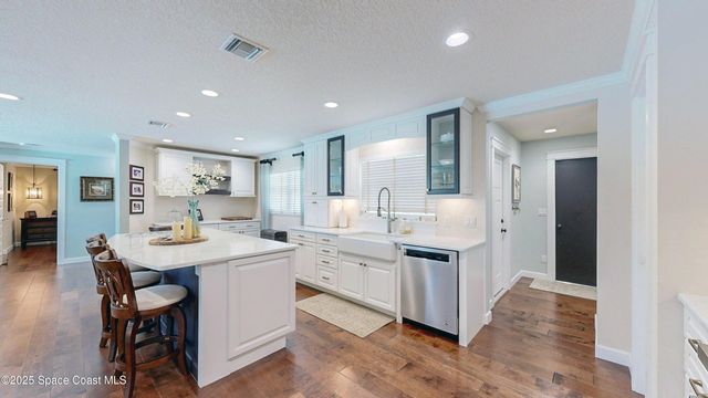 211 Jamaica Drive, Cocoa Beach, FL 32931
