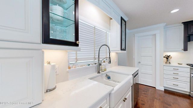 211 Jamaica Drive, Cocoa Beach, FL 32931