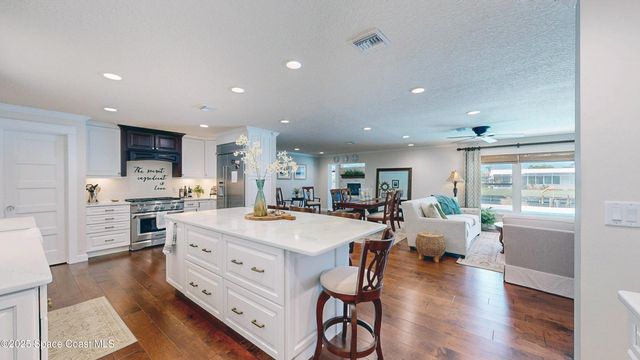 211 Jamaica Drive, Cocoa Beach, FL 32931