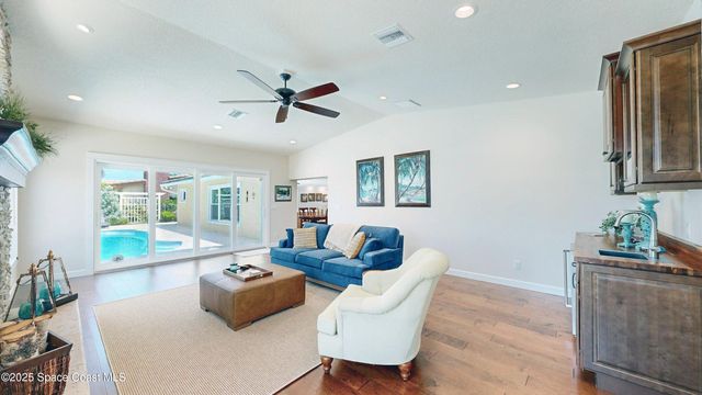 211 Jamaica Drive, Cocoa Beach, FL 32931