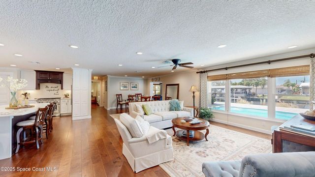 211 Jamaica Drive, Cocoa Beach, FL 32931