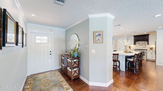 211 Jamaica Drive, Cocoa Beach, FL 32931