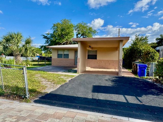 2131 NW 6th Street, Fort Lauderdale, FL 33311