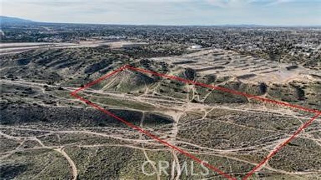 0 0, Hesperia, CA 92345
