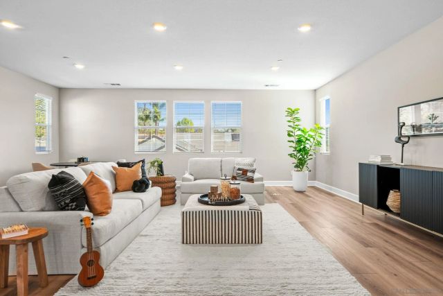 16931 Dorlyn Way, Poway, CA 92064