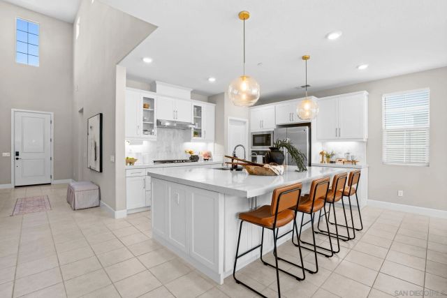 16931 Dorlyn Way, Poway, CA 92064