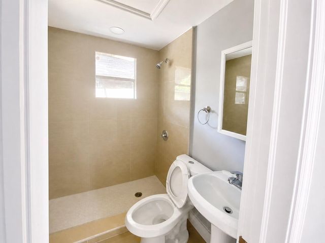 345 NE 168th Street, North Miami Beach, FL 33162