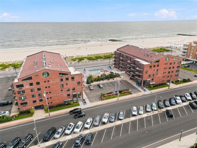 750 W Broadway 3P, Long Beach, NY 11561