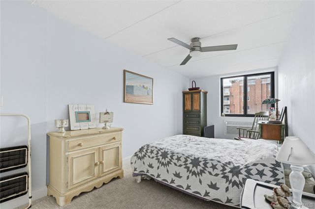 750 W Broadway 3P, Long Beach, NY 11561