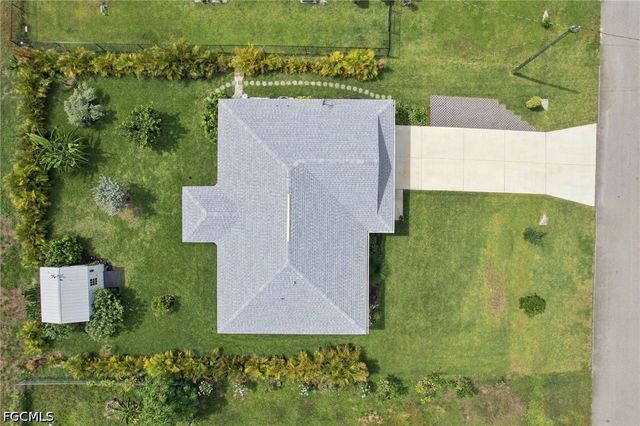 2725 NW 19th PL, Cape Coral, FL 33993