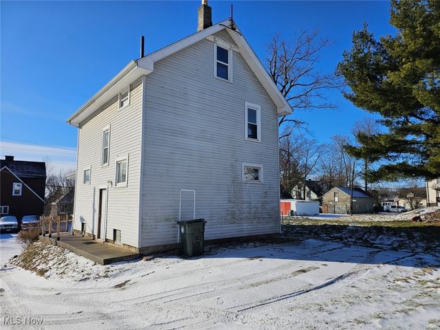 1411 Laiblin Place NE, Canton, OH 44705