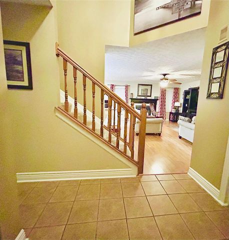 910 Wellsley Way, Plain City, OH 43064