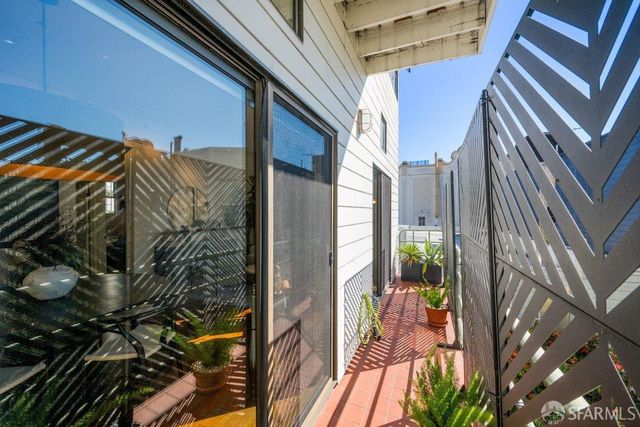 2425 Market Street 6, San Francisco, CA 94114