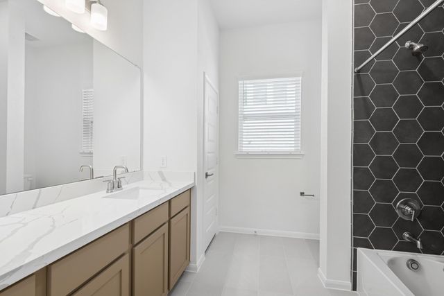 5017 Bluebell Way, Waller, TX 77484