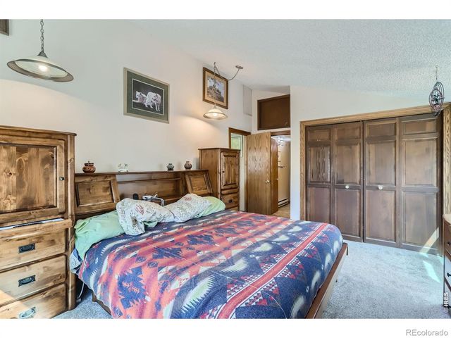 16450 Dakota Ridge Road, Longmont, CO 80503
