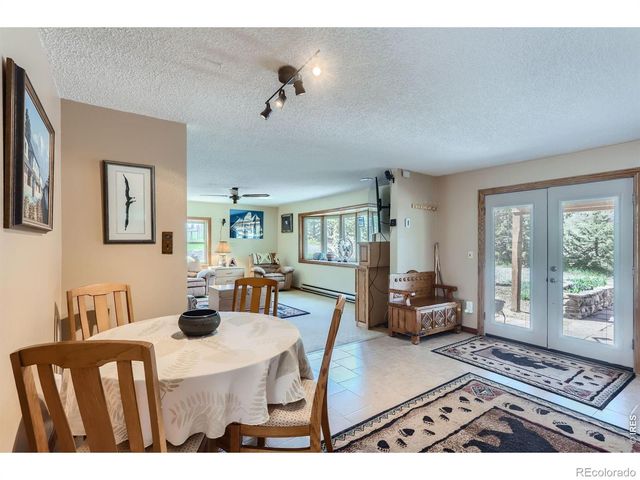 16450 Dakota Ridge Road, Longmont, CO 80503