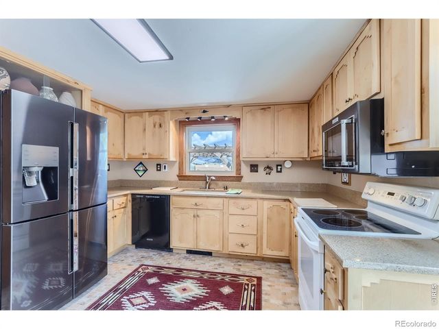 16450 Dakota Ridge Road, Longmont, CO 80503