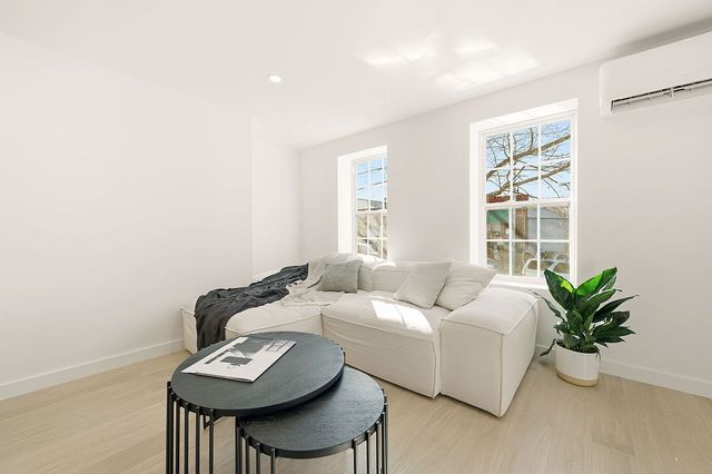 219 26th Street, New York City, NY 11232