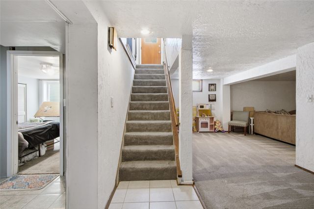 1912 E 28th Street, Des Moines, IA 50317