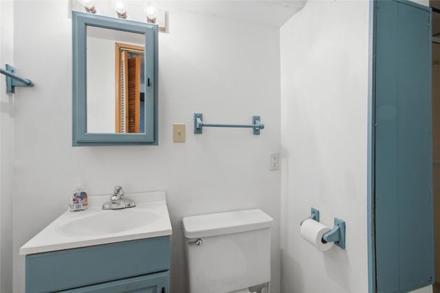 1912 E 28th Street, Des Moines, IA 50317