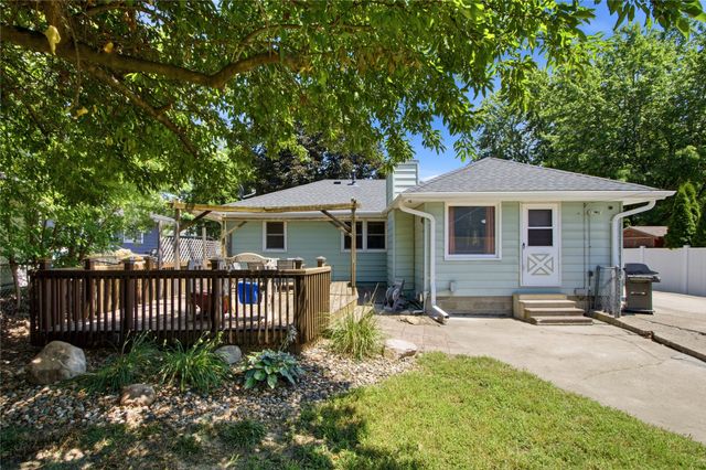 1912 E 28th Street, Des Moines, IA 50317