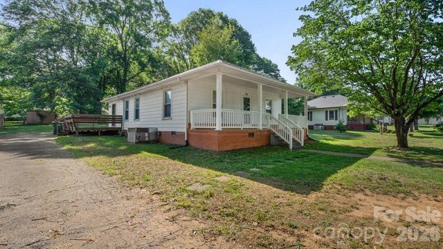 110 Globe Street, Mount Holly, NC 28120