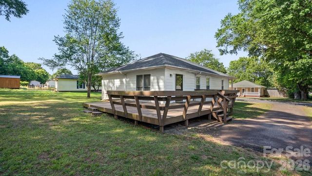 110 Globe Street, Mount Holly, NC 28120